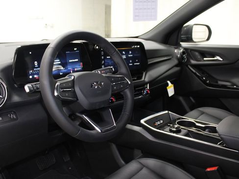 New 2026 Chevrolet Equinox LT w/ Convenience Package II image 14