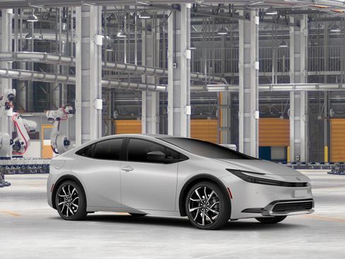 New 2026 Toyota Prius Plug-In Hybrid FWD image 14