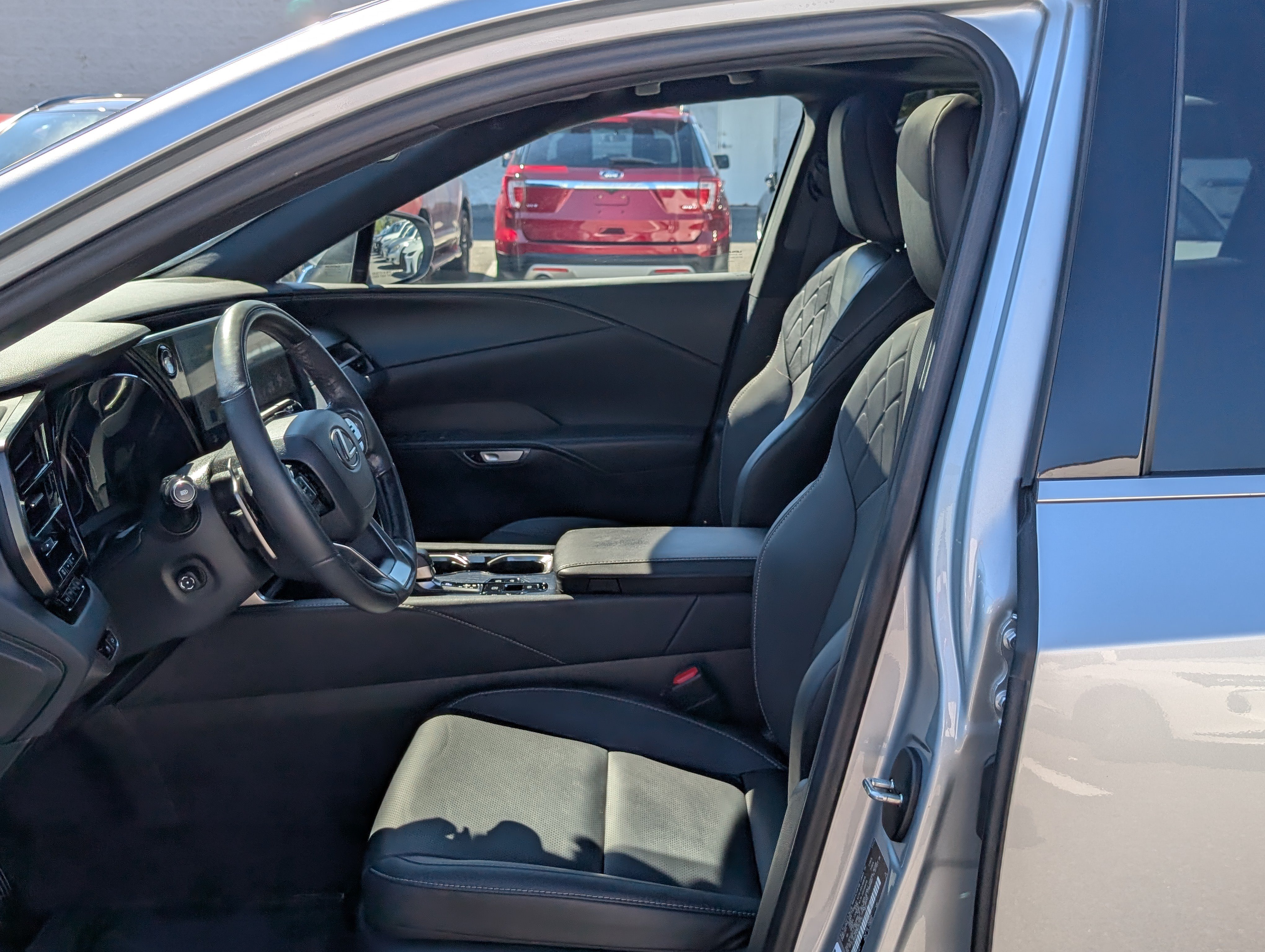 Used 2024 Lexus RX 350 Premium w/ Cold Area Package AWD/4WD image 16