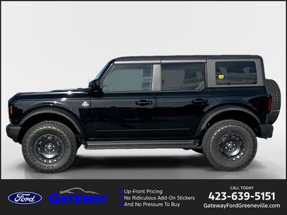 New 2025 Ford Bronco Outer Banks w/ Sasquatch Package