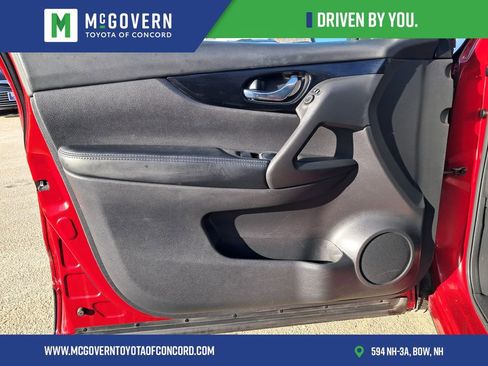 Used 2020 Nissan Rogue Sport SV image 8