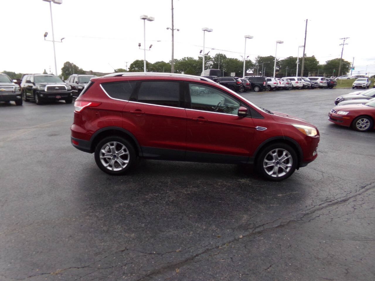 Used 2016 Ford Escape Titanium AWD/4WD image 4