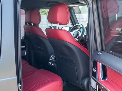 Used 2022 Mercedes-Benz G 63 AMG 4MATIC image 32