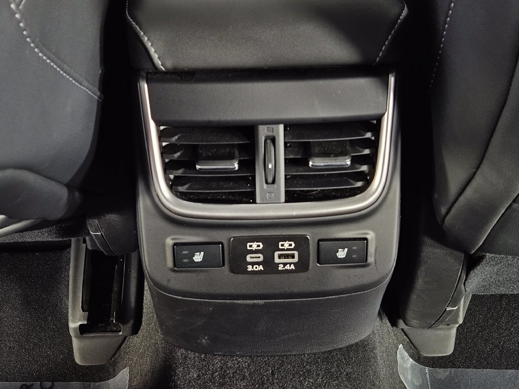 Certified 2025 Subaru Outback Limited AWD/4WD image 24