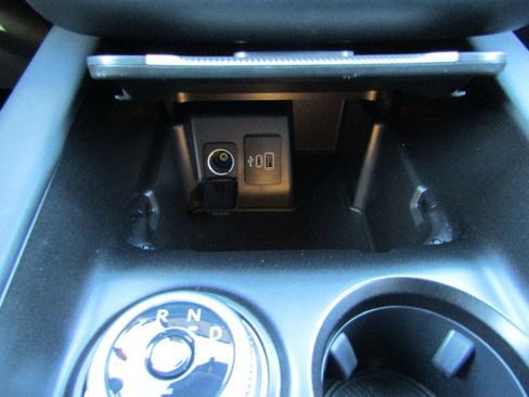 Certified 2025 Ford Explorer ST-Line w/ Premium Package image 26