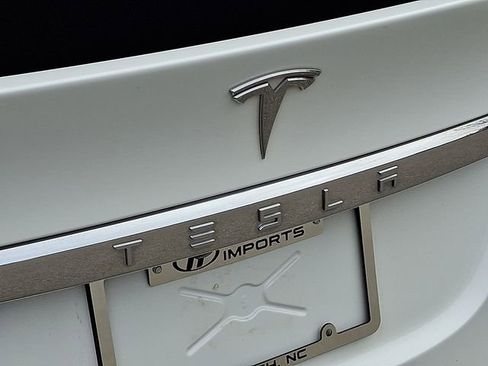 Used 2020 Tesla Model X Long Range image 40