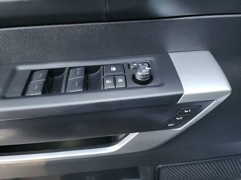 Used 2025 Toyota Tundra Platinum image 21