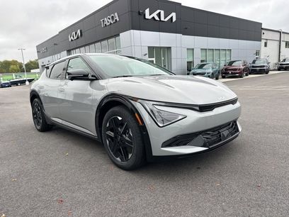New 2025 Kia EV6 Wind