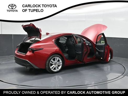 Used 2025 Lexus IS 300 w/ Comfort Package RWD image 58