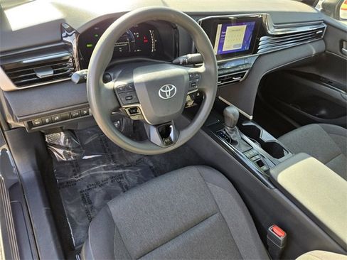 Certified 2025 Toyota Camry LE image 10