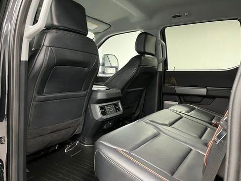 Used 2025 Ford F350 Lariat w/ Tremor Off-Road Package AWD/4WD image 44