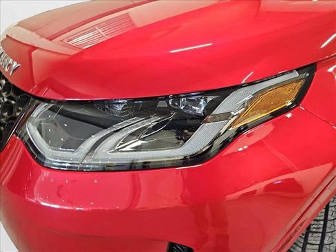 New 2025 Land Rover Discovery Sport S image 30