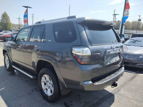 Used 2023 Toyota 4Runner SR5 Premium w/ Moonroof Package image 6