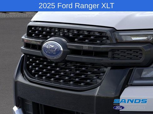 New 2025 Ford Ranger XLT w/ Equipment Group 301A High image 17