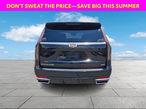 Used 2023 Cadillac Escalade Premium Luxury RWD image 7