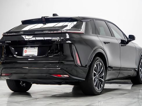 Used 2024 Cadillac Lyriq Sport RWD image 13