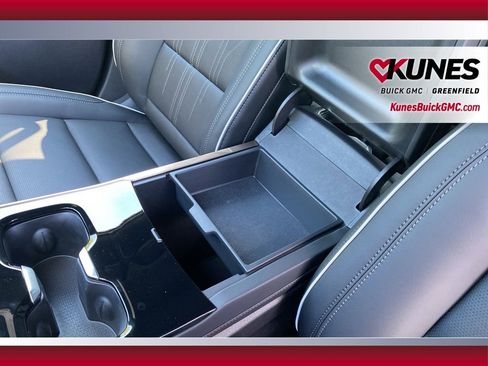 New 2026 Buick Enclave Avenir w/ Super Cruise Package FWD image 31