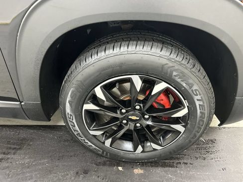Used 2021 Chevrolet TrailBlazer LT w/ Sun and Liftgate Package AWD/4WD image 8