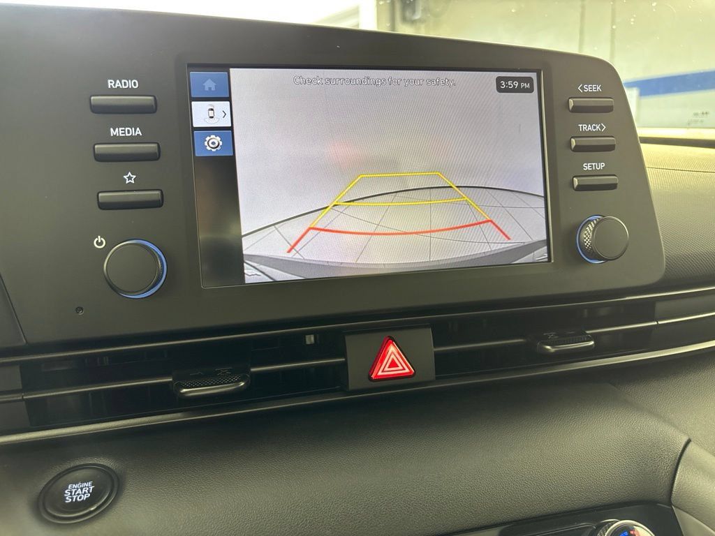 New 2026 Hyundai Elantra SEL Sport FWD image 32