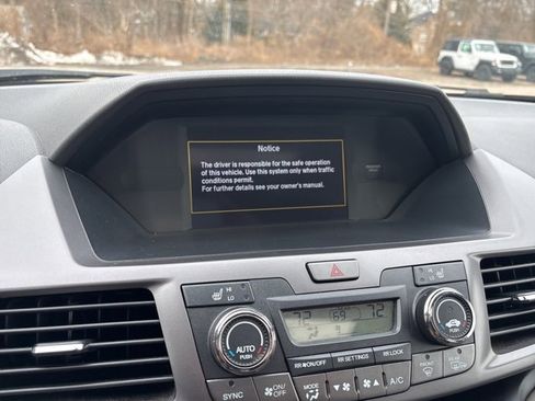 Used 2014 Honda Odyssey Touring image 16