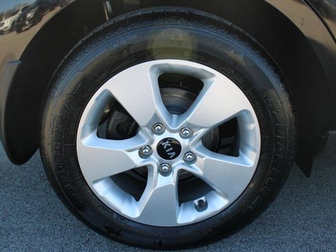 Used 2018 Kia Soul w/ Convenience Package image 7