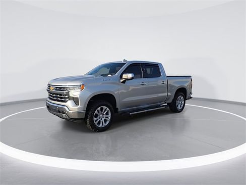 Used 2022 Chevrolet Silverado 1500 LTZ w/ LTZ Premium Package image 4