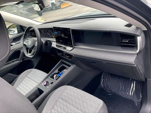New 2026 Volkswagen Tiguan S AWD/4WD image 10