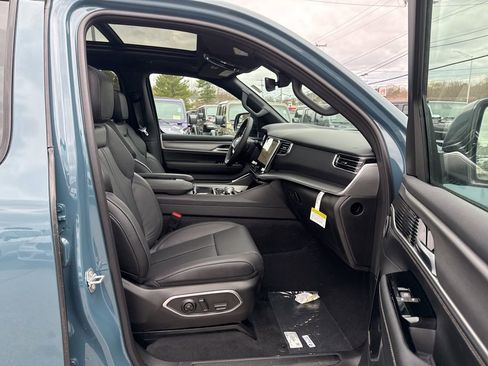 New 2026 Jeep Grand Wagoneer Limited image 34