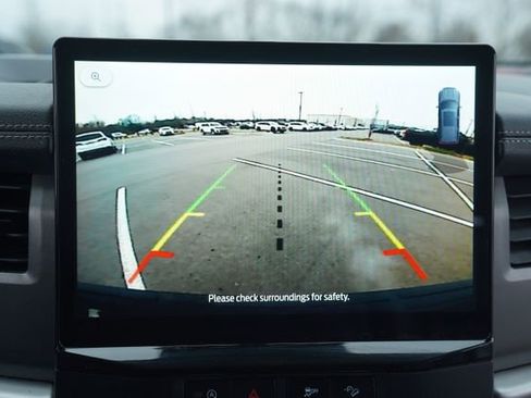 Used 2023 Ford Expedition XLT image 29