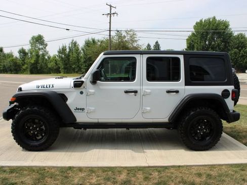 Used 2025 Jeep Wrangler Unlimited Sport S 4xe AWD/4WD image 30