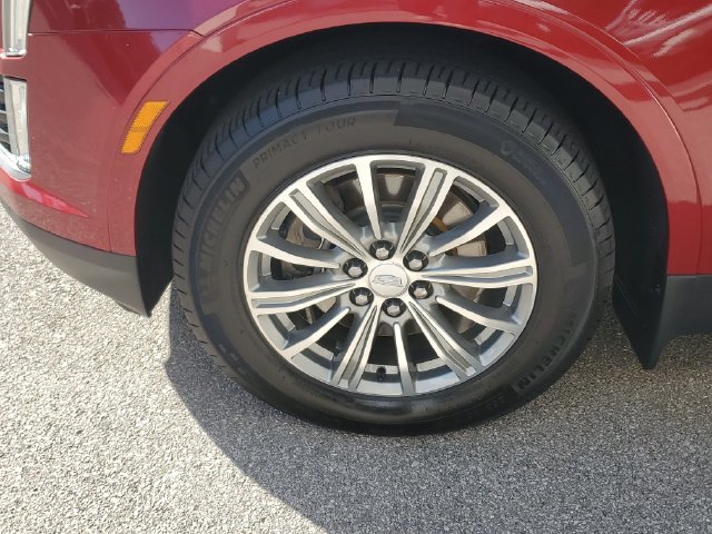 Certified 2019 Cadillac XT5 Luxury FWD image 11