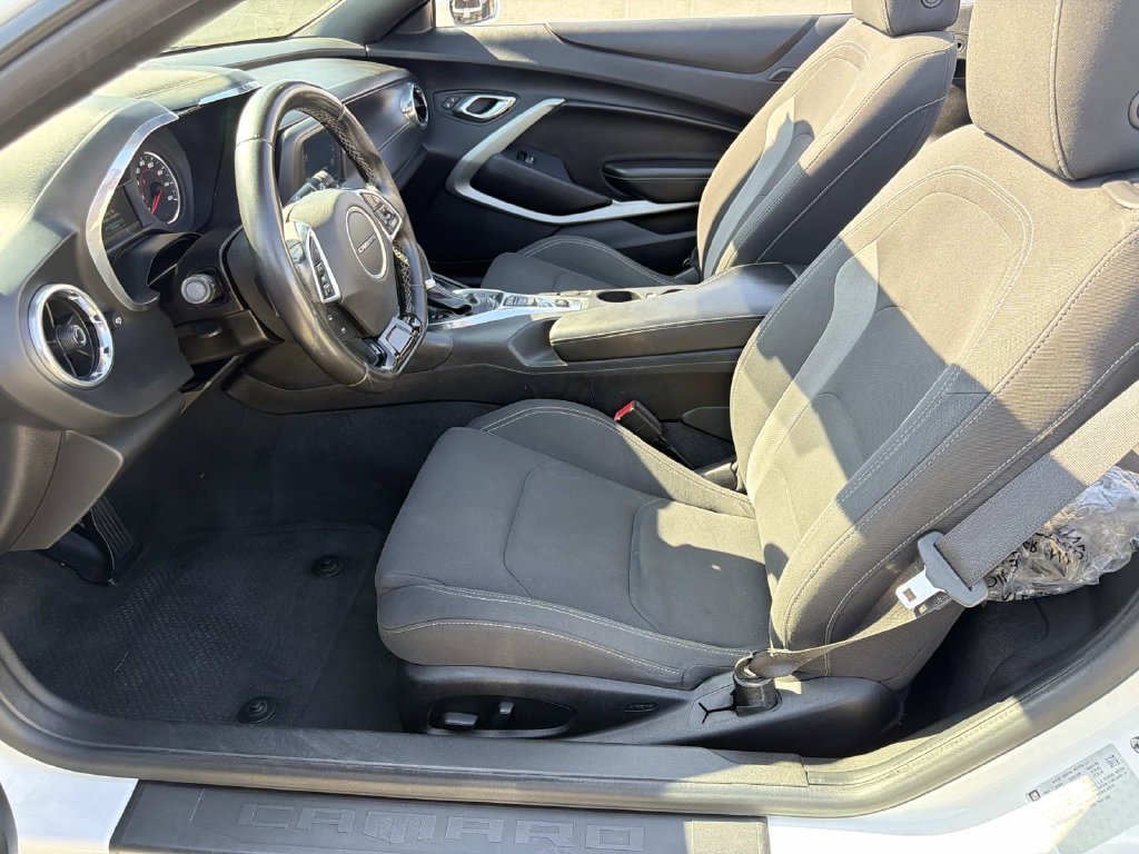 Used 2018 Chevrolet Camaro LT w/ RS Package RWD image 15