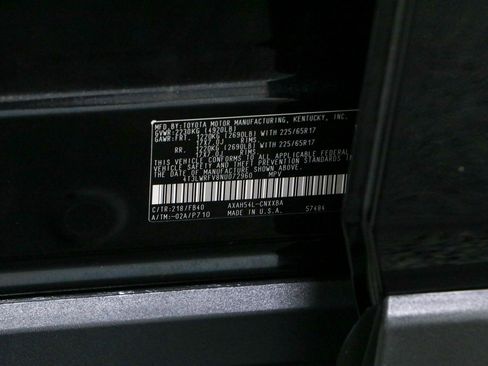 Used 2022 Toyota RAV4 LE AWD/4WD image 31
