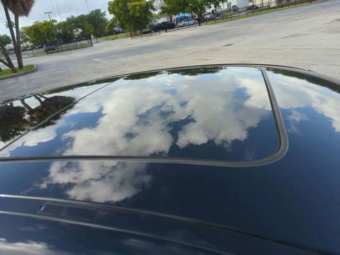 Used 2020 Maserati Levante S image 12