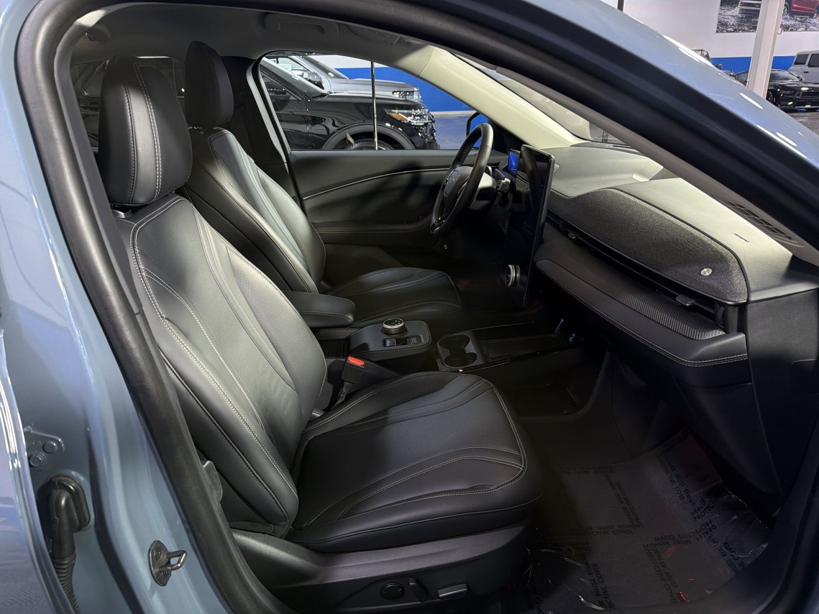 Used 2023 Ford Mustang Mach-E Premium AWD/4WD image 23