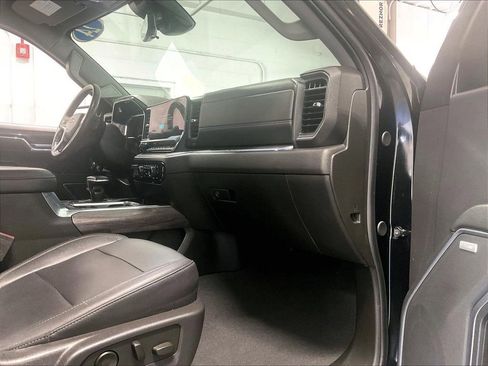 Used 2024 Chevrolet Silverado 1500 LTZ w/ Technology Package AWD/4WD image 13