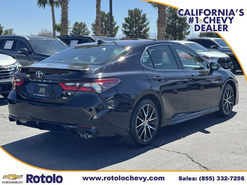 Used 2024 Toyota Camry SE FWD image 6