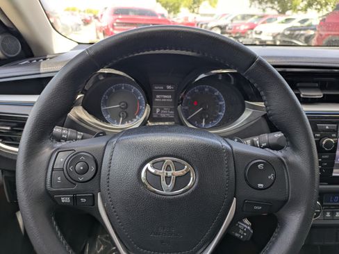 Used 2014 Toyota Corolla S FWD image 22