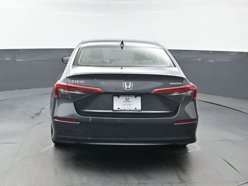 Used 2023 Honda Civic Touring image 5