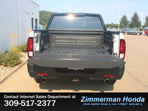 Certified 2023 Honda Ridgeline Sport image 6