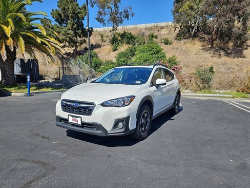 Used 2020 Subaru Crosstrek 2.0i Premium w/ Moonroof Package 2 AWD/4WD image 3