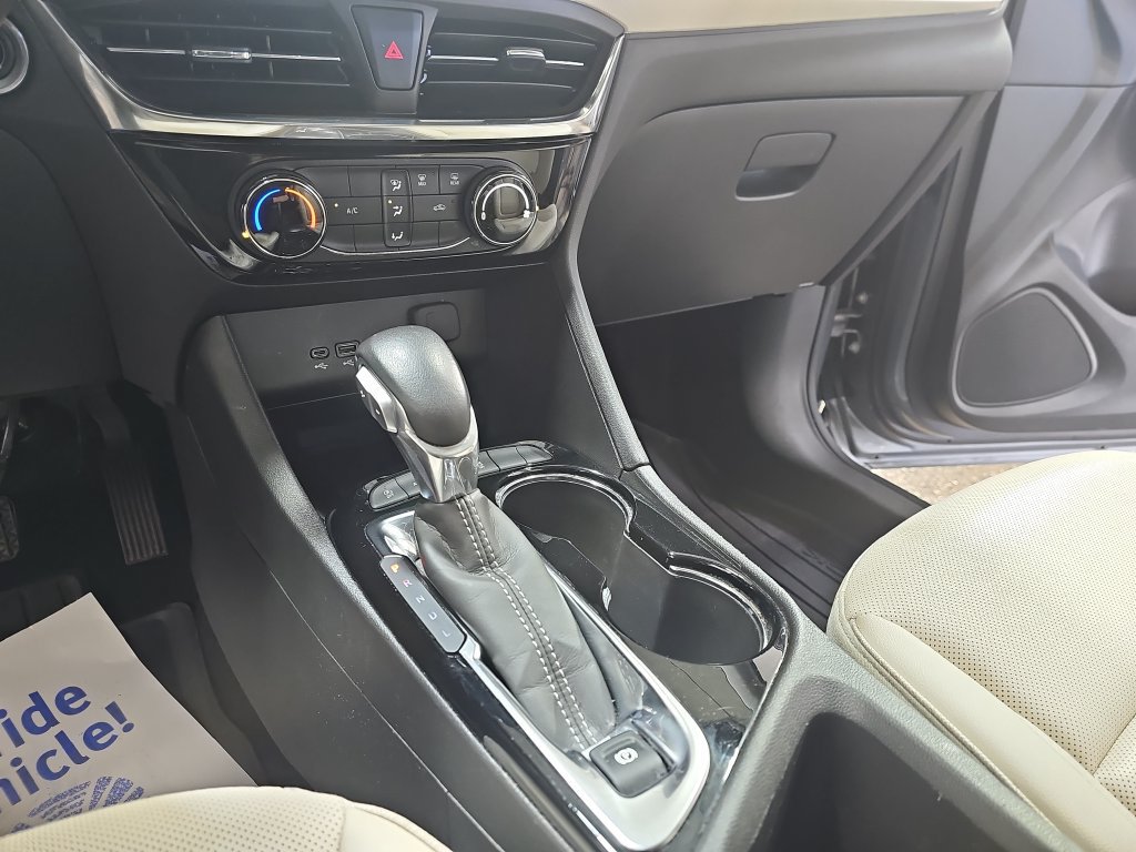 Used 2024 Buick Encore GX Sport Touring w/ Advanced Technology Package AWD/4WD image 23