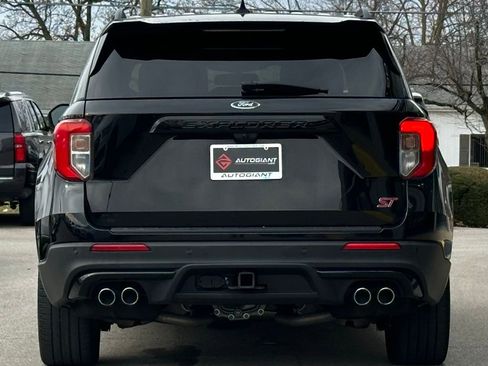 Used 2023 Ford Explorer ST w/ Equipment Group 401A image 9