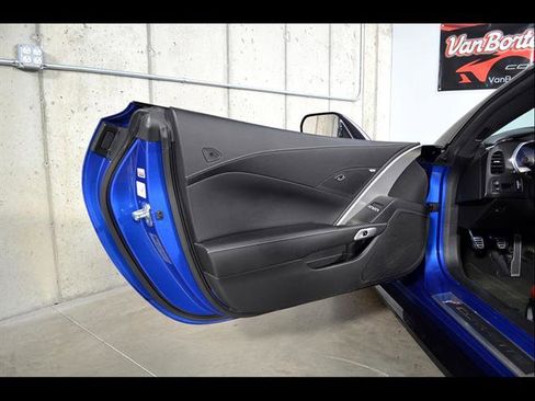Used 2019 Chevrolet Corvette Grand Sport RWD image 12