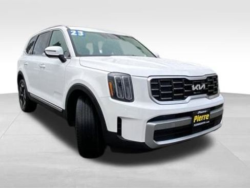 Used 2023 Kia Telluride S image 6