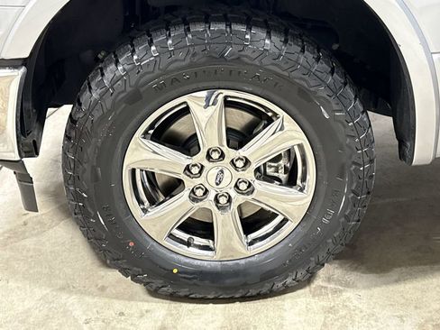 Used 2020 Ford F150 Lariat image 25