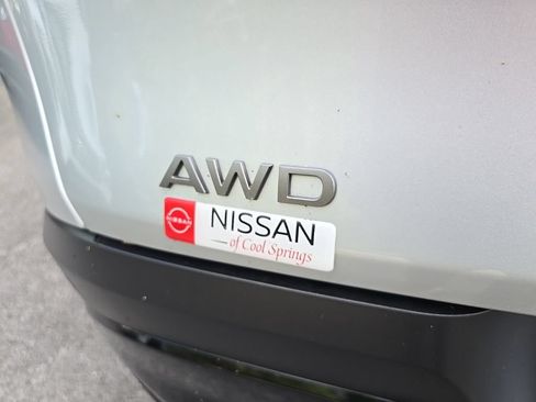Certified 2025 Nissan Murano SV AWD/4WD image 11