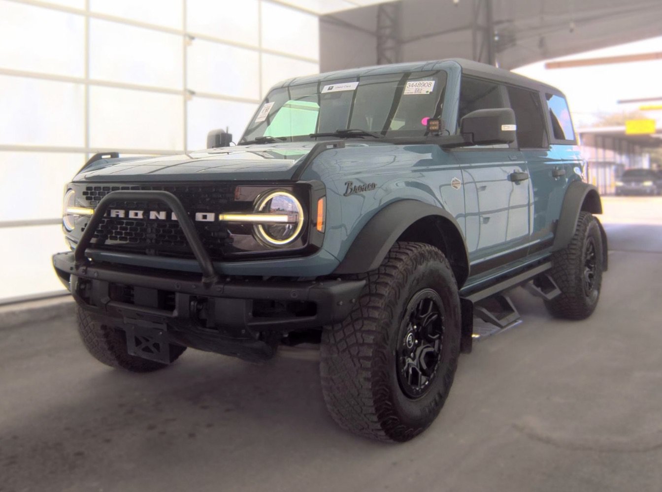 Used 2022 Ford Bronco Wildtrak AWD/4WD image 1