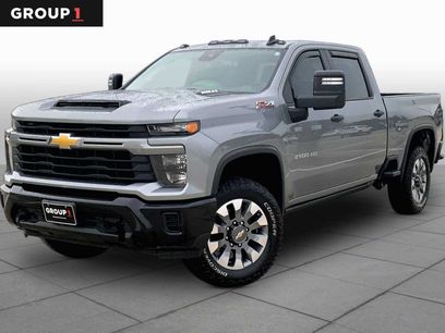 Used 2024 Chevrolet Silverado 2500 Custom w/ Custom Value Package