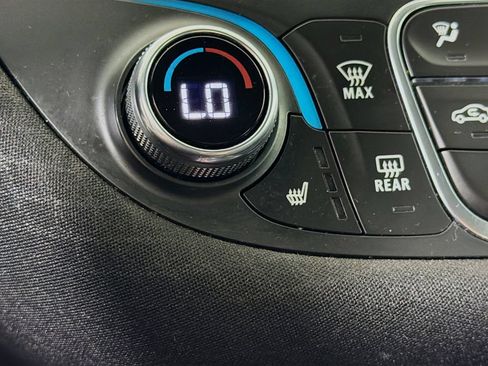 Used 2024 Chevrolet Malibu LT FWD image 22
